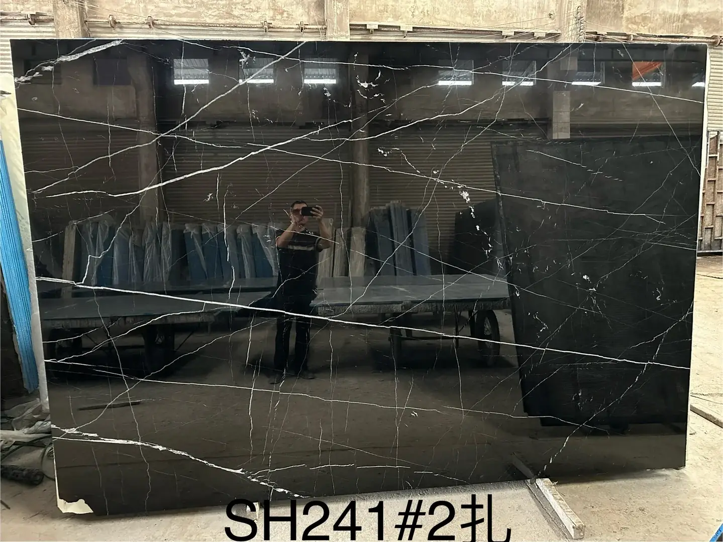 Nero Marquina Marble view 1