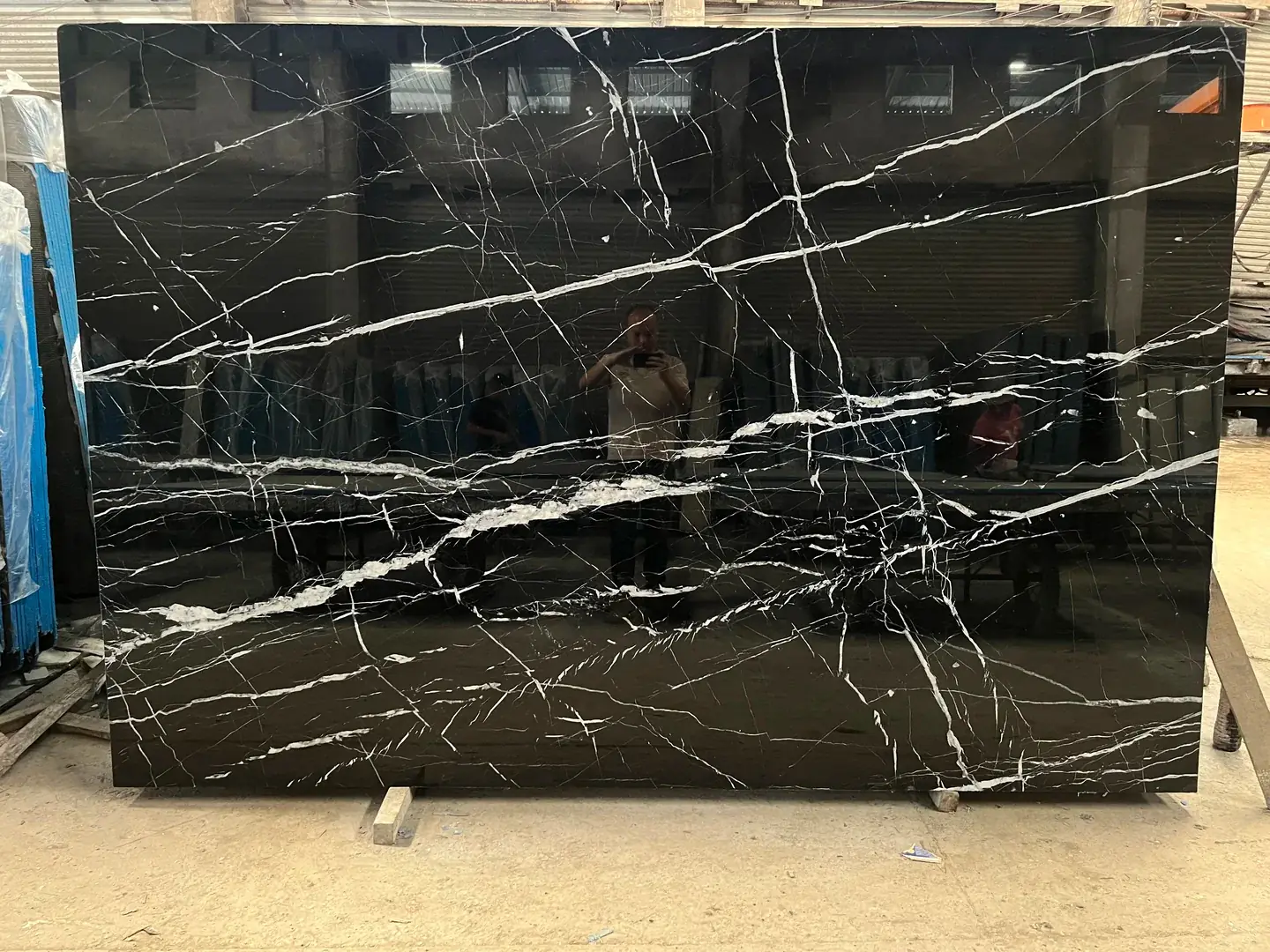 Nero Marquina Marble view 4